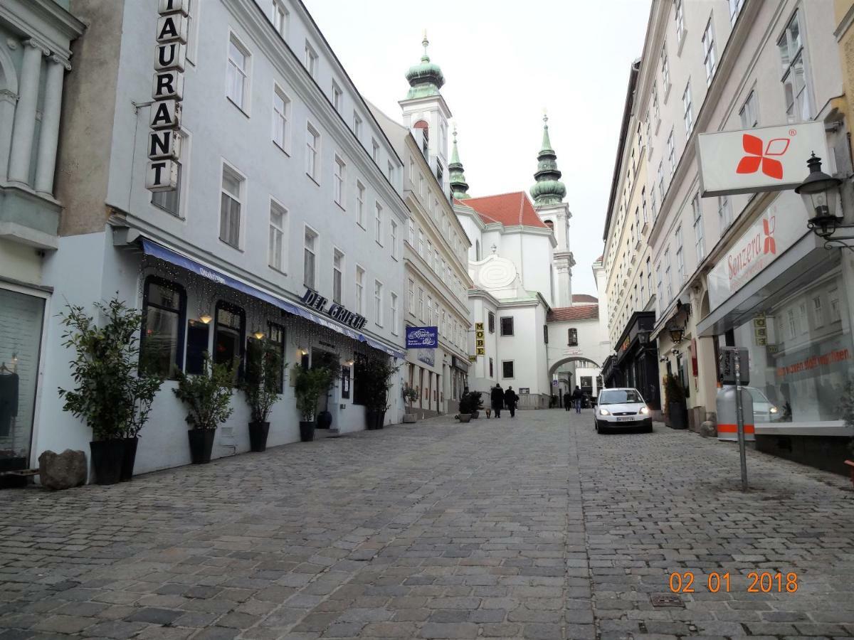 Top Location Vienna Mariahilf 9 エクステリア 写真